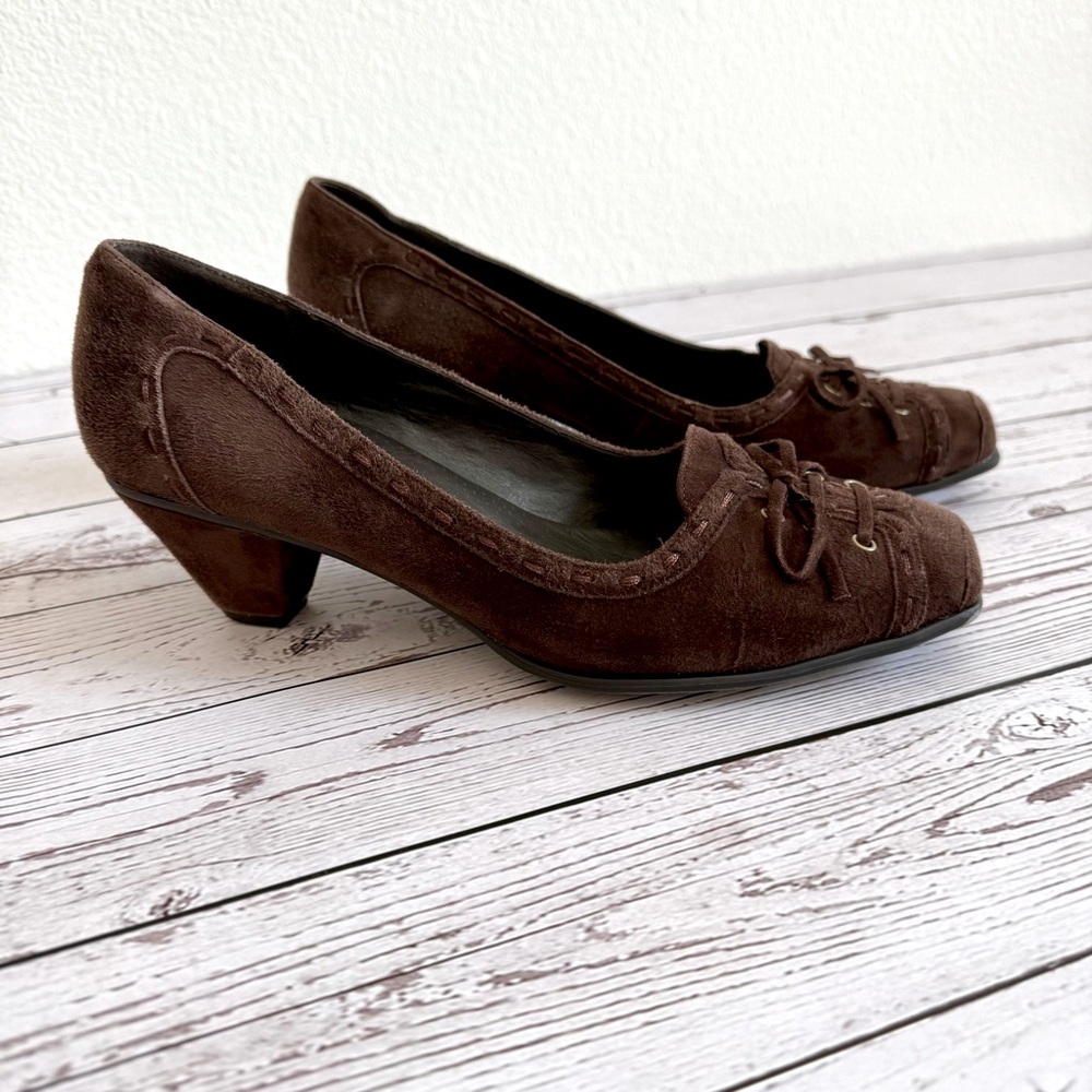Truflex Chocolate Brown Suede 2” Loafer with Bow Laces